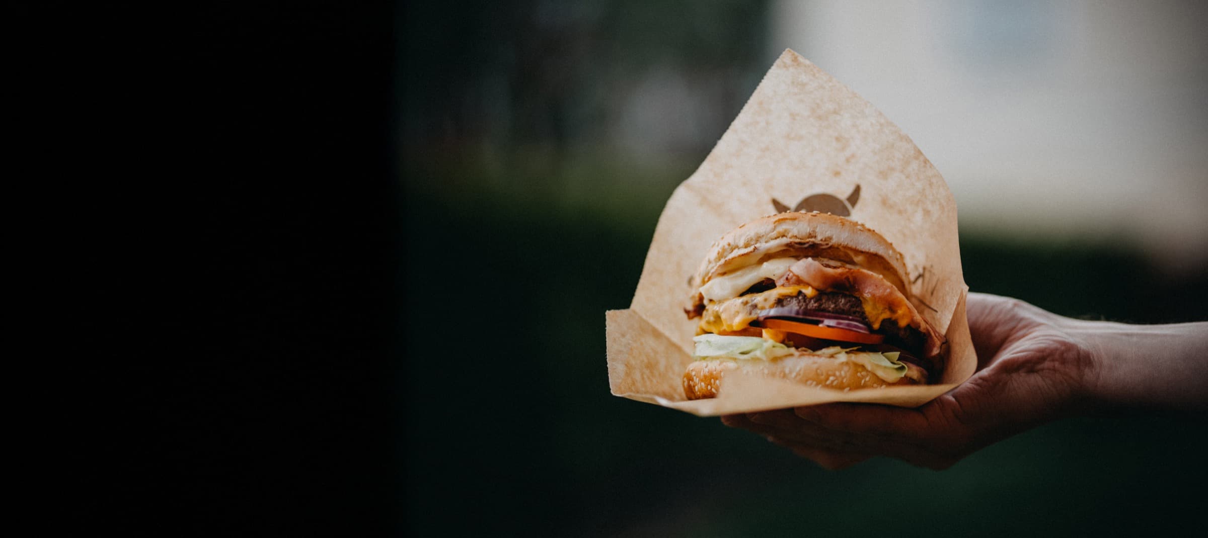 Viking Burger burgeri un kartupeļi